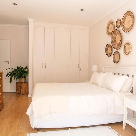 Camps Bay Guest Suite With Private Pool 开普敦 外观 照片