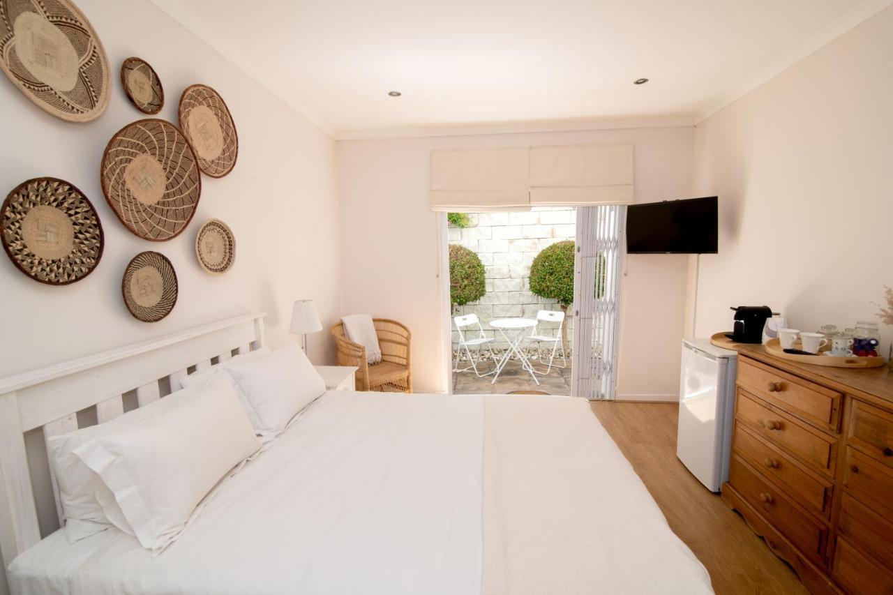 Camps Bay Guest Suite With Private Pool 开普敦 外观 照片