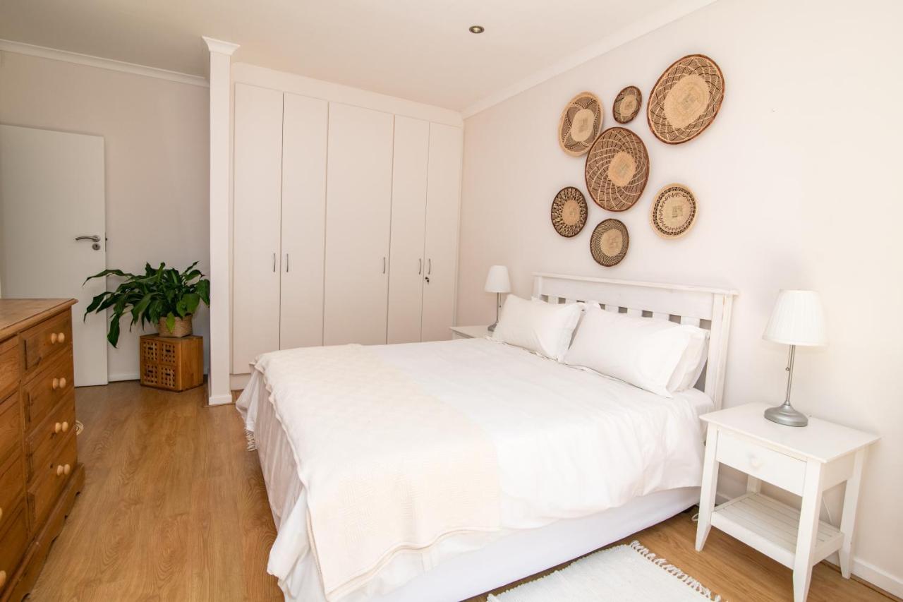 Camps Bay Guest Suite With Private Pool 开普敦 外观 照片